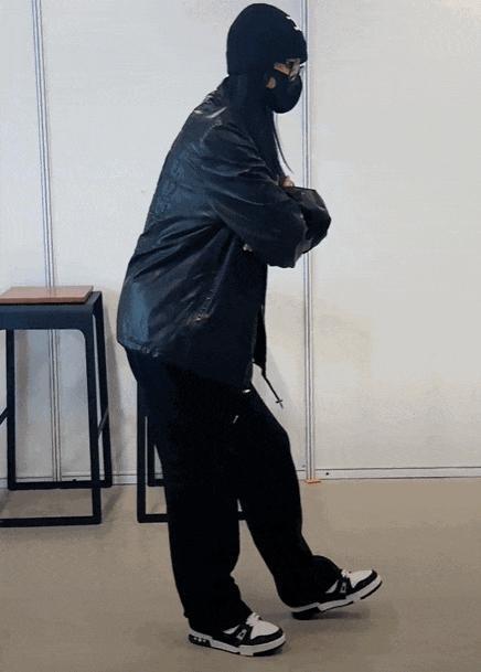 内娱明星，都来蹭小孩哥的热度了