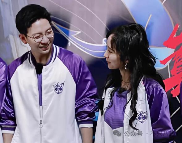 有女友还要立暗恋女星人设？他这是在干什么？