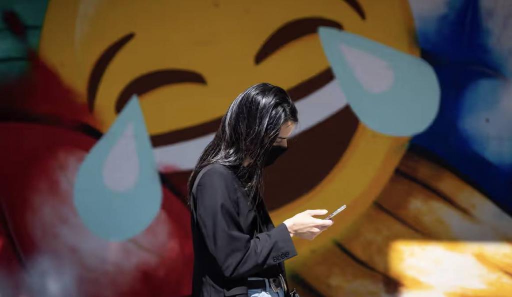 连「男妈妈」都有的 emoji，成了价值几千万美元的「呈堂证供」