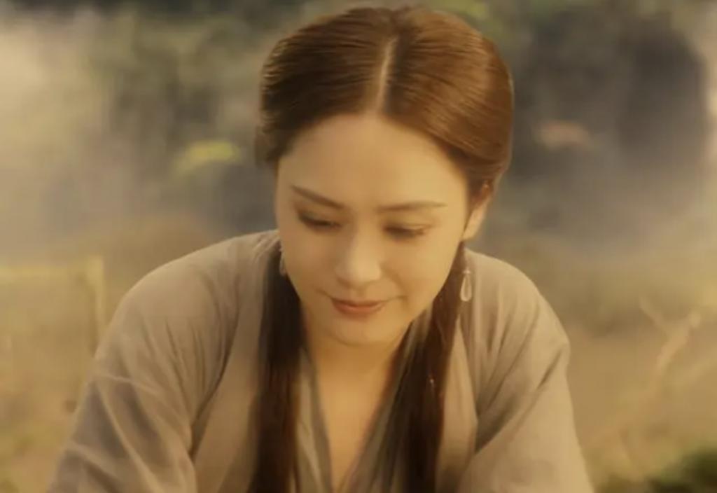 刘晓庆71岁演少女，她42岁就演妈妈了，颜值还吊打女主