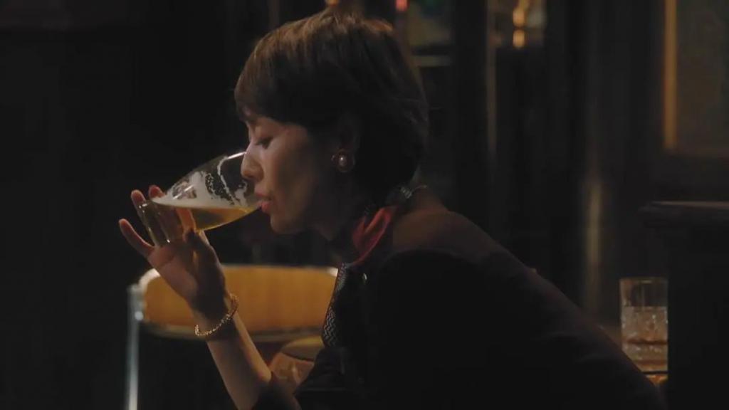 王家卫怎么回事！《繁花》为啥又烂又好看？