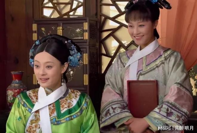 《甄嬛传》：浣碧撞棺而死，不是给果郡王殉葬