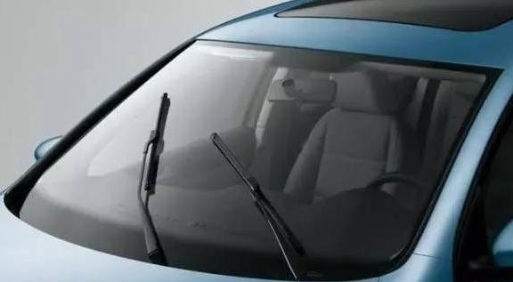 汽车 HUD 其实不是什么新技术