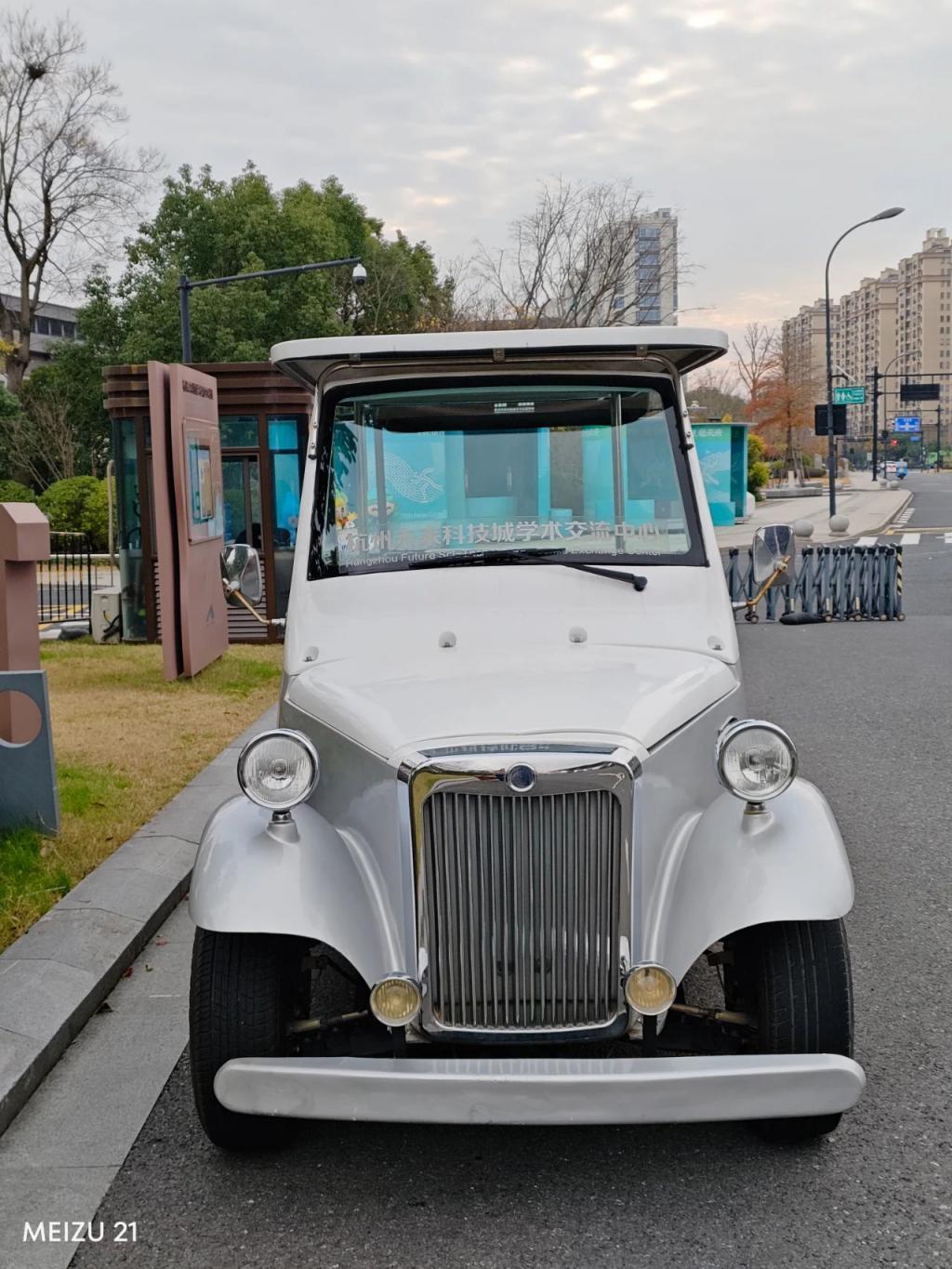 如果手机市场不那么卷，魅族21会是一台好手机。