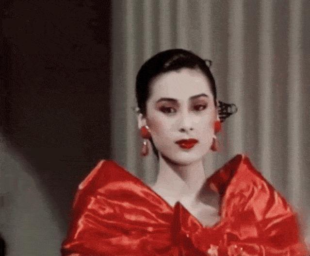 32年前内地“港姐”大赛，不露胸、屁股一样美：“当年审美正常！