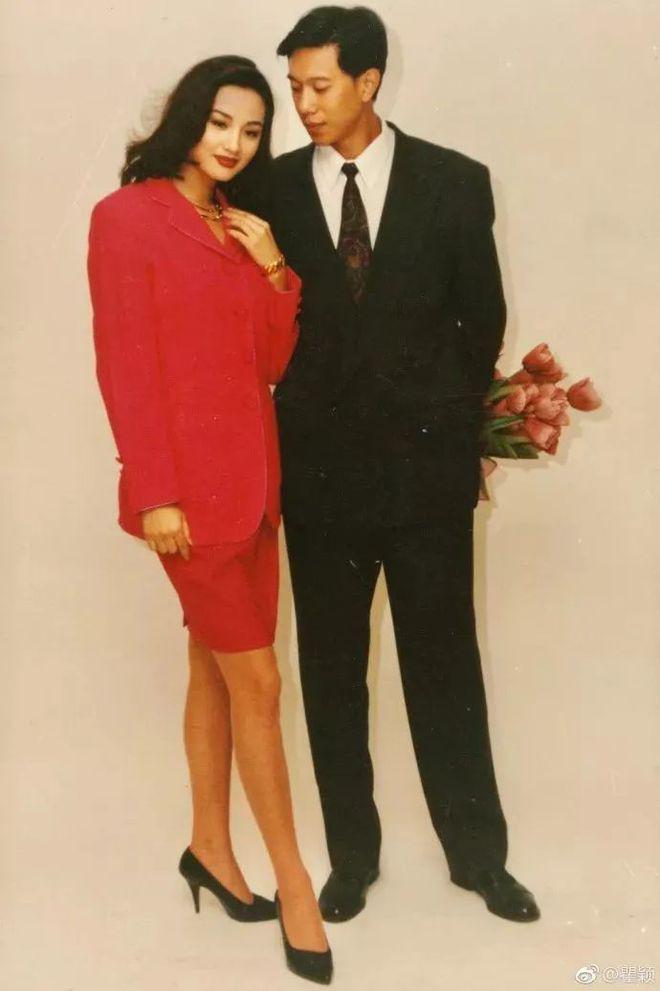 32年前内地“港姐”大赛，不露胸、屁股一样美：“当年审美正常！