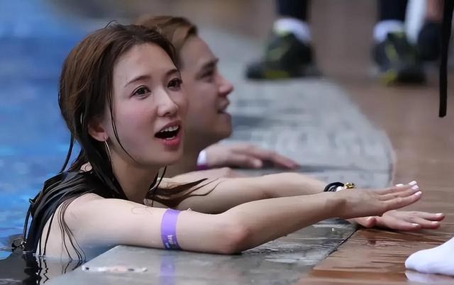 就林志玲“退圈”这步棋，小S一辈子都看不懂