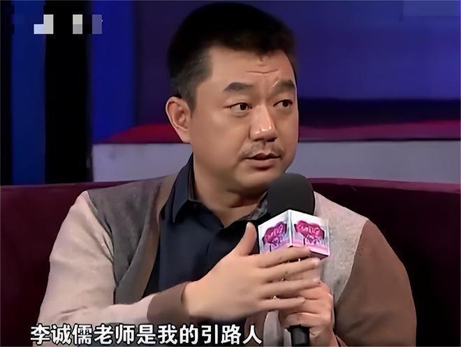 董勇：演了一辈子警察，穷得靠香妃刘丹接济，45岁被嫂子“逼婚”