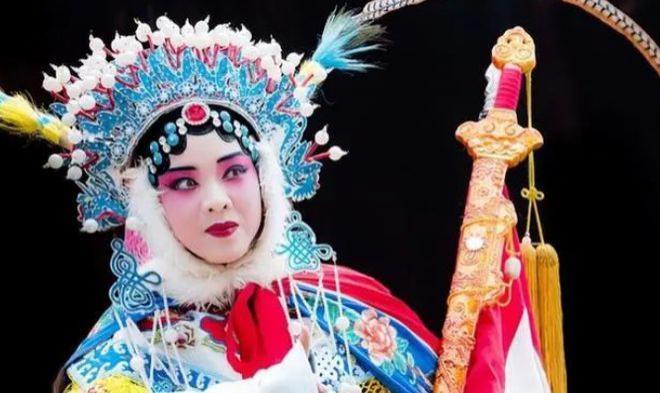 李娜出家已25年！80岁老母亲含泪陪她住寺庙，如今她们过得怎样？