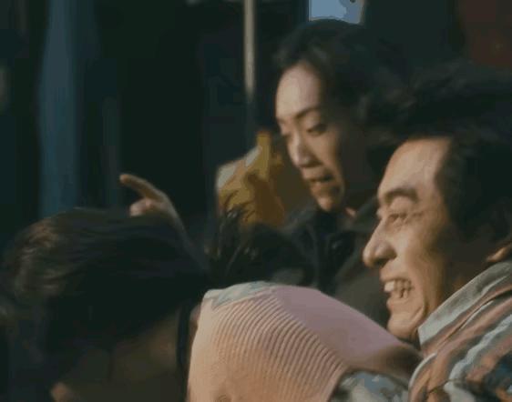 胡歌老婆客串《繁花》引争议，长相遭网友吐槽，跟历届女友没法比