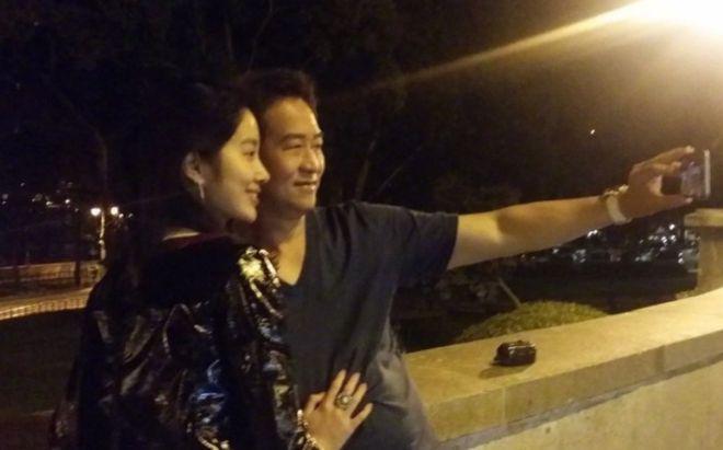 嫁给大30岁老头，给刘亦菲当干妈，如今32岁的她又傍上富豪？