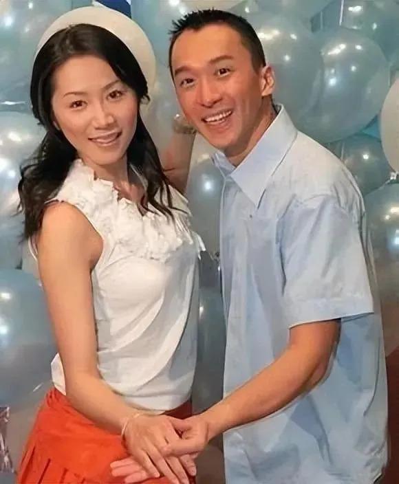 与原配斗7年上位的女明星，3年后患癌去世，被嘲现世报…