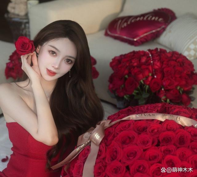 黄晓明官宣了？直播给叶珂刷礼物，女方甜蜜喊其老公