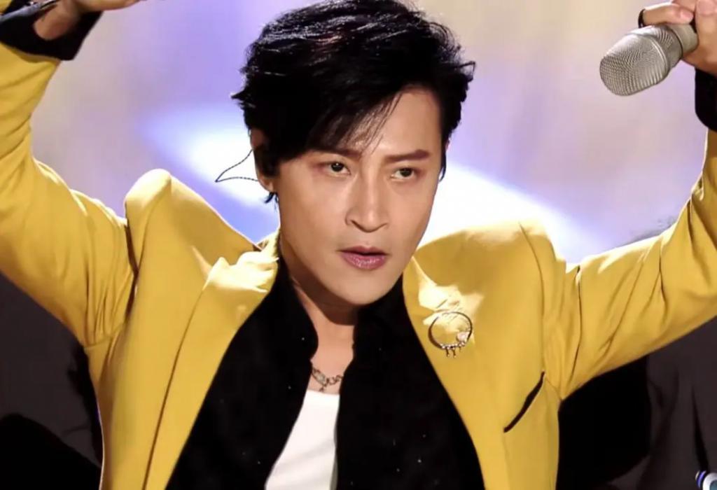 又一知名男星塌房，靠奇装异服翻红，他为何还有人同情？