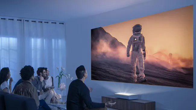 三星推出 The Premiere 8K 无线投影仪：4000 流明   三色激光DLP