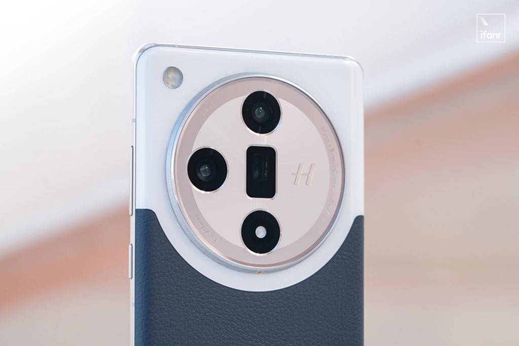 OPPO Find X7 首发体验：拥抱 AI 的全能旗舰，免费升杯比 Pro 更 Pro