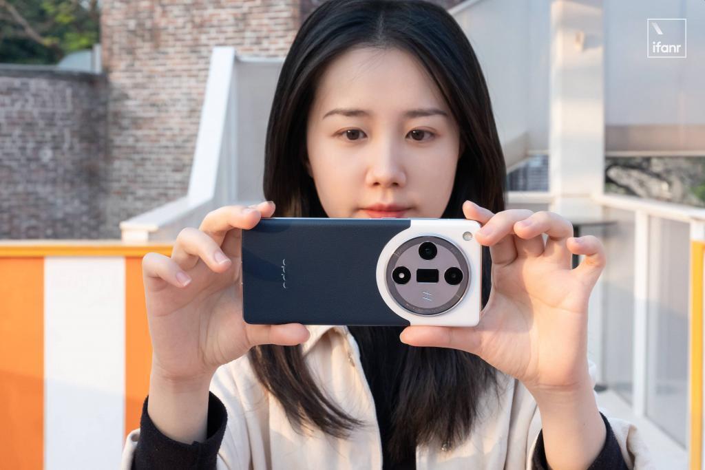 OPPO Find X7 首发体验：拥抱 AI 的全能旗舰，免费升杯比 Pro 更 Pro
