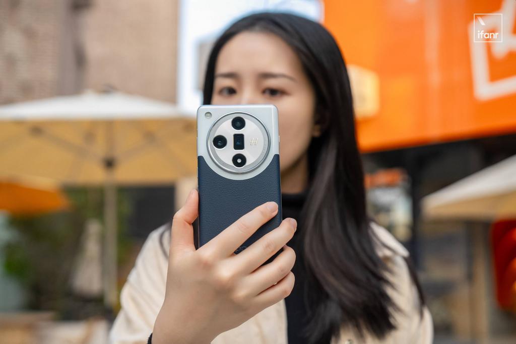 OPPO Find X7 首发体验：拥抱 AI 的全能旗舰，免费升杯比 Pro 更 Pro