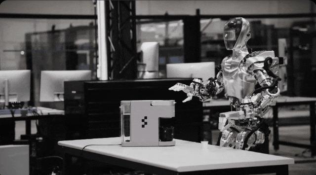 吊打斯坦福炒虾机器人，GPT-4加持Alter3扮鬼玩吉他，Figure 01看视频学会煮咖啡