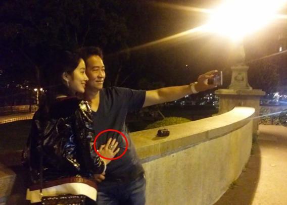 新欢曝光，她离婚了？