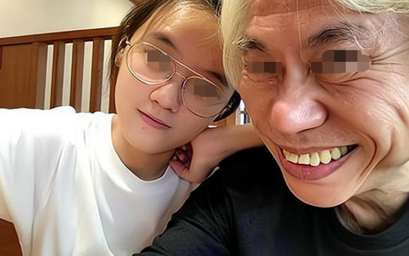 “爷孙恋”十年后，她疯了