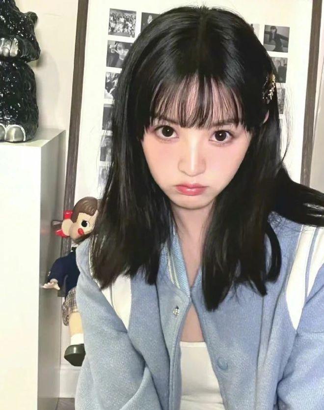 她这脸，有点吓人啊？？？