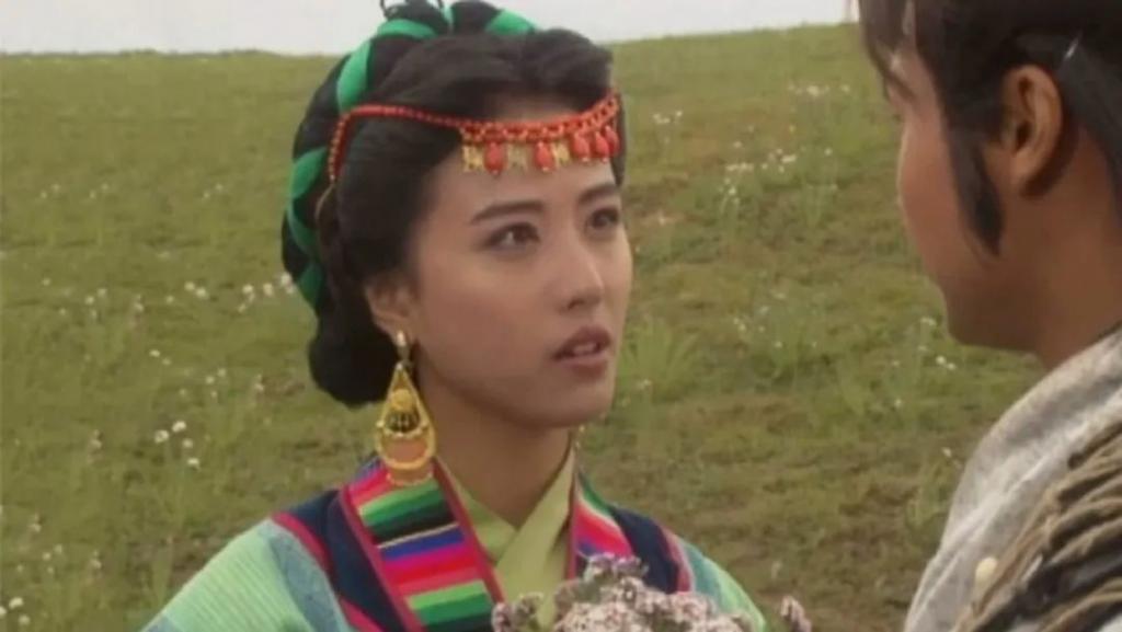 一生不婚不育，57岁的周海媚，还是没逃过……