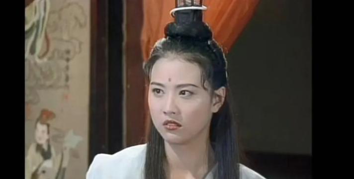 一生不婚不育，57岁的周海媚，还是没逃过……