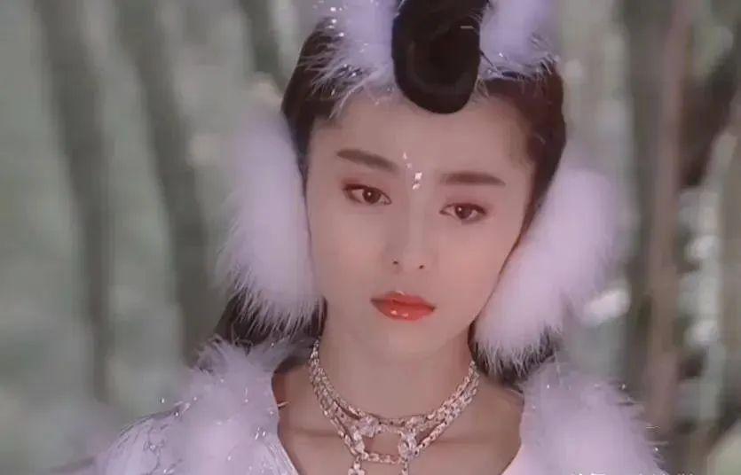 这个冬季，终于有部剧干掉《甄嬛传》