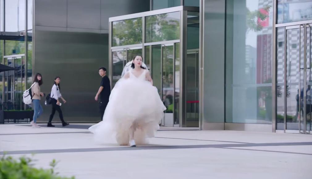 作品被封杀了一半,他这回真糊了?