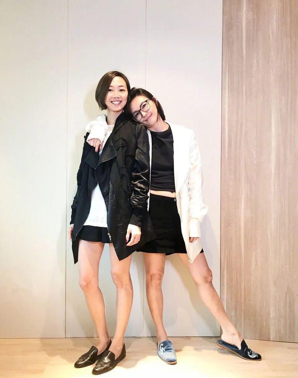 孙燕姿妹妹回应断绝关系原因，称父母势利眼，遭排挤全因姐姐