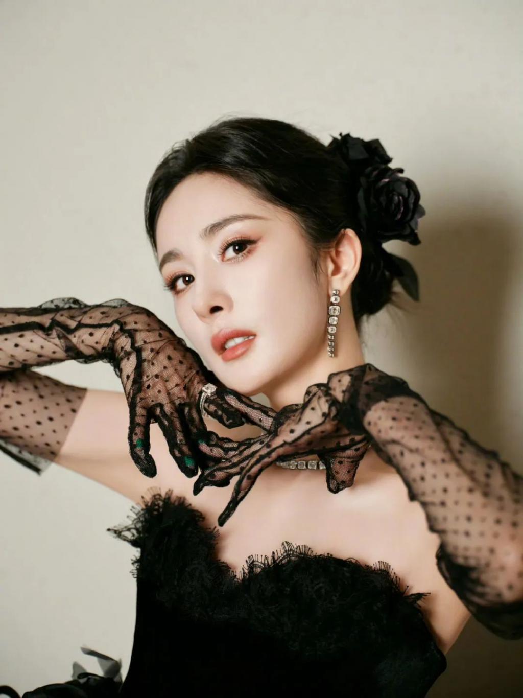 女艺人们集体状态回春，是动用了什么科技吗？