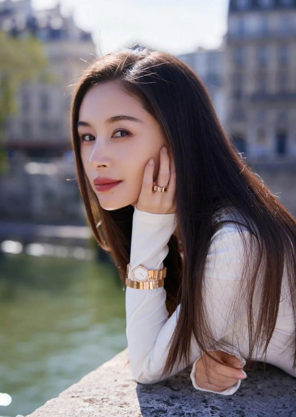 女艺人们集体状态回春，是动用了什么科技吗？