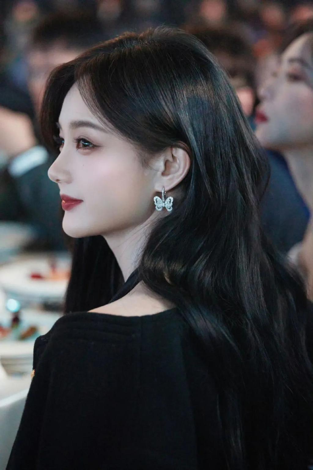女艺人们集体状态回春，是动用了什么科技吗？