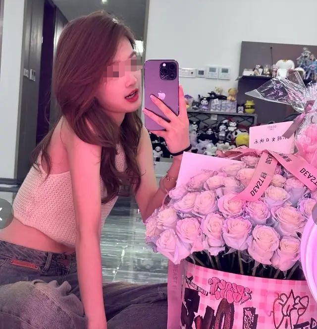 王思聪生日许愿“赚大钱”,王健林还缺多少钱?