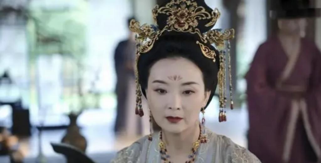 “晴儿”王艳，因对相貌不自信放弃演朱七七，如今变化大