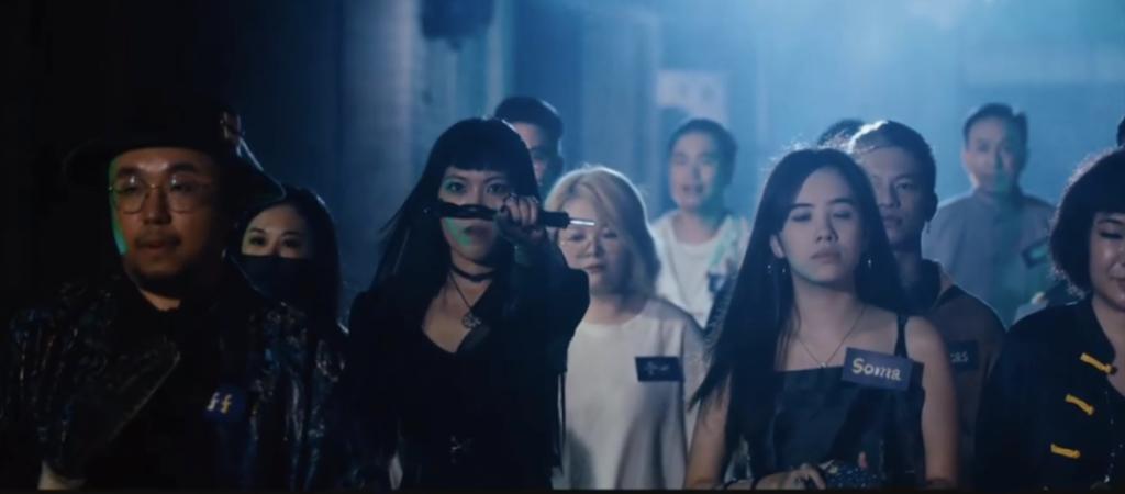 内地被禁题材，香港拍出花儿