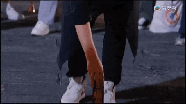 内地被禁题材，香港拍出花儿