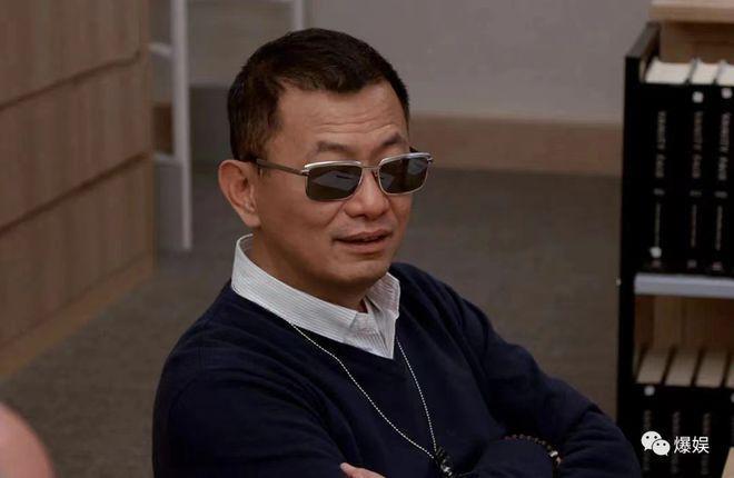 “繁花”：脱了墨镜的王家卫叫王自如，过期的王家卫叫王ziwei