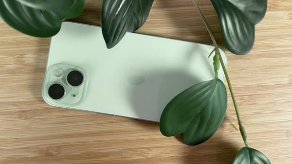 苹果iPhone 15反响不佳致股价受挫 摩根大通：全怪华为