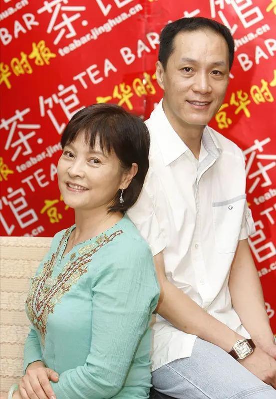 丁克明星夫妻：有人为妻子坚持30余年，有人在外偷生