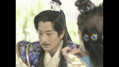 《繁花》邵峰：不顾反对结婚，恩爱十几年，53岁大变样