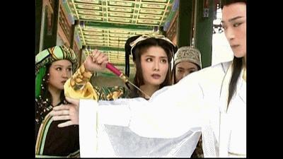 《繁花》邵峰：不顾反对结婚，恩爱十几年，53岁大变样