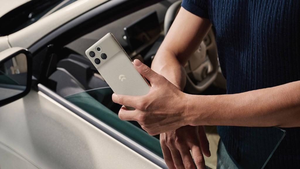 蔚来手机，得先是一台合格的「手机」