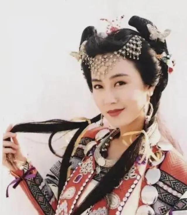 比黎姿更美，迷倒郭富城，与刘銮雄分手后她现在过得咋样