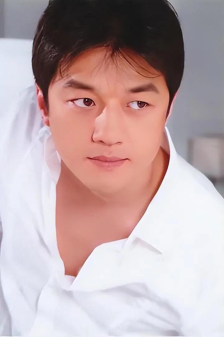 “倒霉体质”李亚鹏：他最大的不幸，是当年不听王菲一句劝