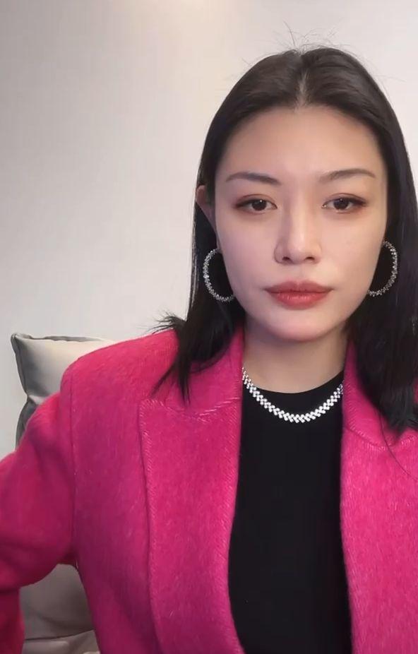 葛荟婕否认向汪峰求复合:只是想要女儿的联系方式