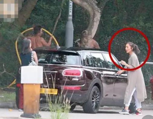 连续七年提名TVB视后无果，卷入TVB斗争后离巢？