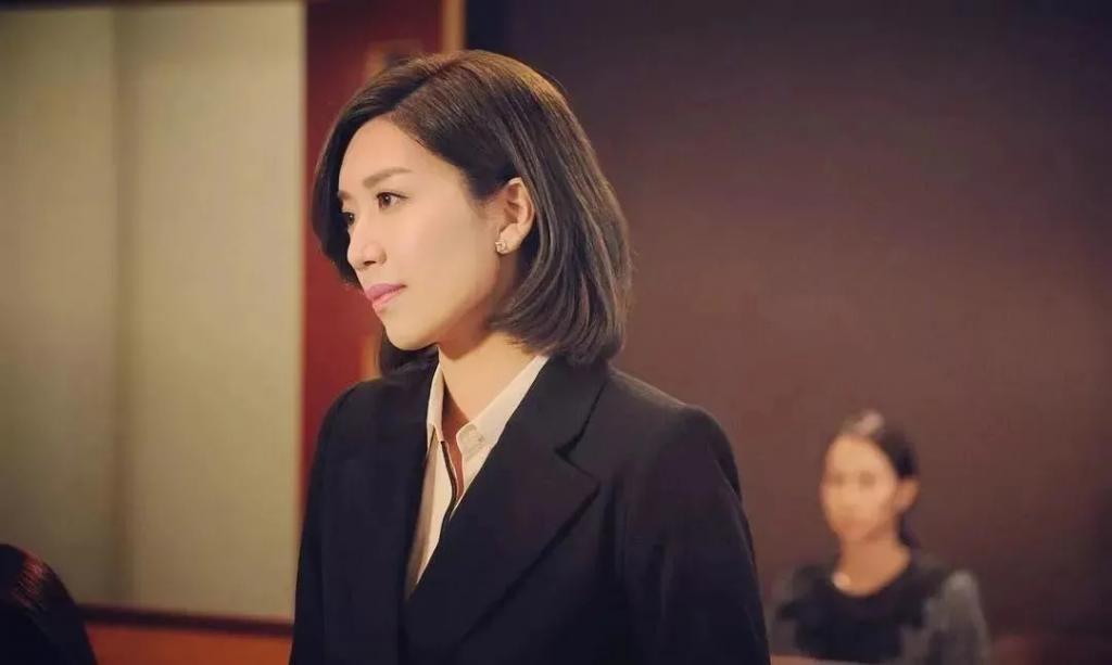 连续七年提名TVB视后无果，卷入TVB斗争后离巢？