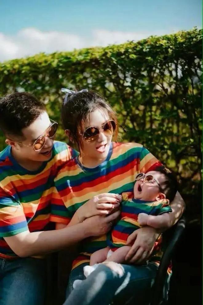 Selena分享感情生活，抱怨男友小徐粗心